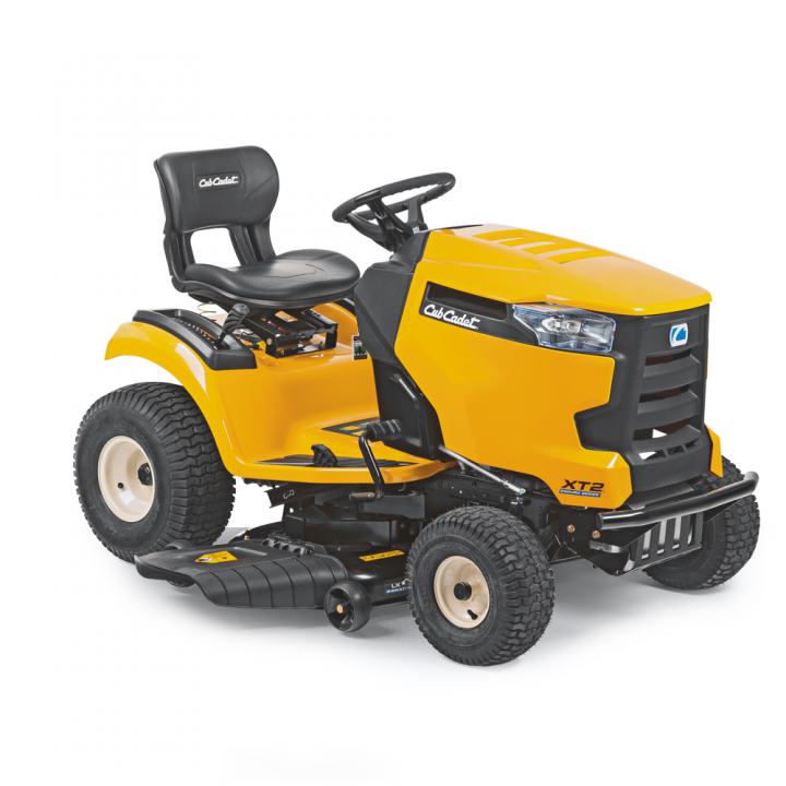 Tight turn store riding lawn mowers