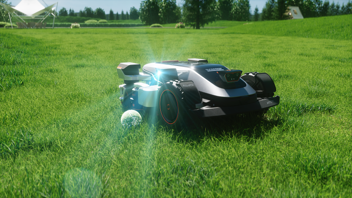 Sunseeker X9 plus Commercial  4 wheel drive robotic mower recommended mowing area  24,000 m²